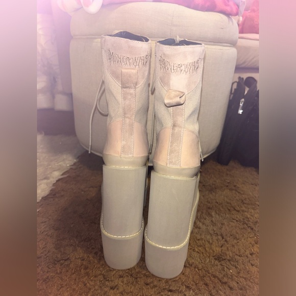 Darker Wavs platform boots - Picture 3 of 3